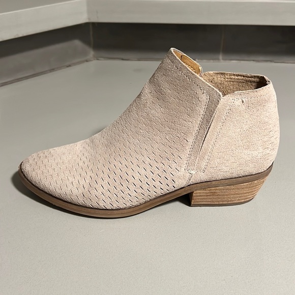Lucky Brand Shoes - Lucky Brand Fabiana Bootie. Sandy Beige Suede. Size 9.5